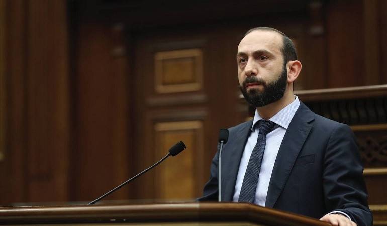 Որ ասում ենք՝ Հայաստանի դեմ հիբրիդային գործողությունների մի մասը գալիս է Ռուսաստանից, տարակուսած նայում են մեզ. Արարատ Միրզոյան