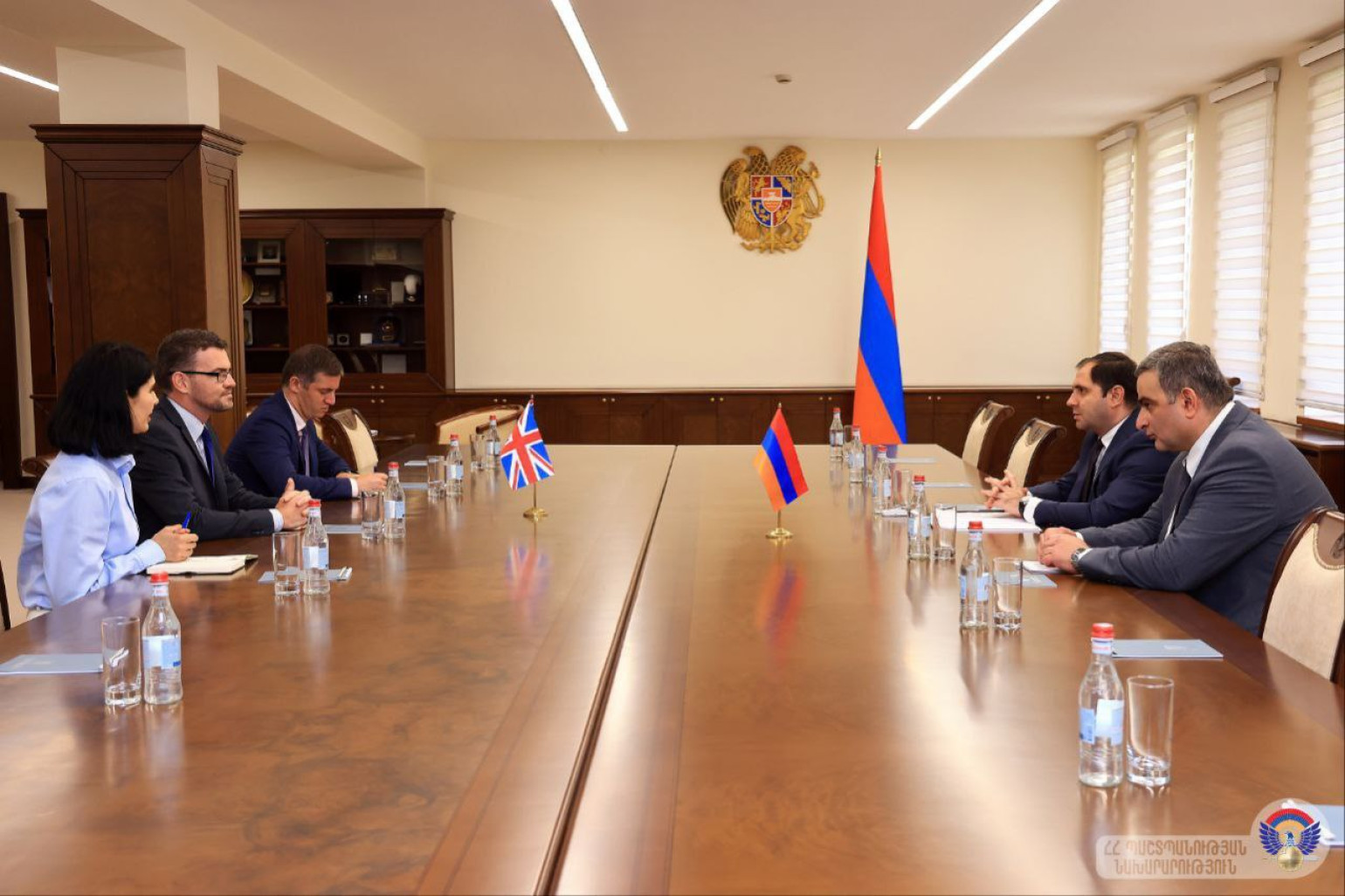 Պապիկյանն ու ՄԹ դեսպանը քննարկել են պաշտպանության ոլորտում գործակցությանը և միջազգային ու տարածաշրջանային անվտանգությանն առնչվող մի շարք հարցեր