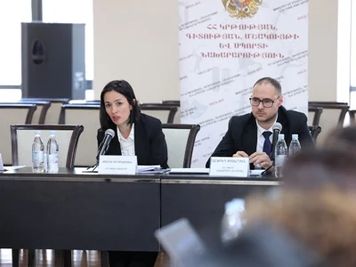 Ընթերցանության և մշակութային աճուրդների կազմակերպման մասին հարցերը՝ նախարարին կից հասարակական խորհրդի նիստում