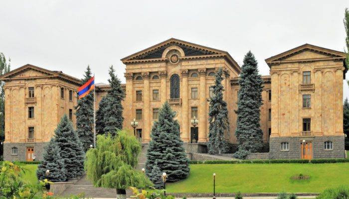 ԱԺ–ում շարունակվում են բյուջետային քննարկումները. ներկա են նախարարները. ուղիղ