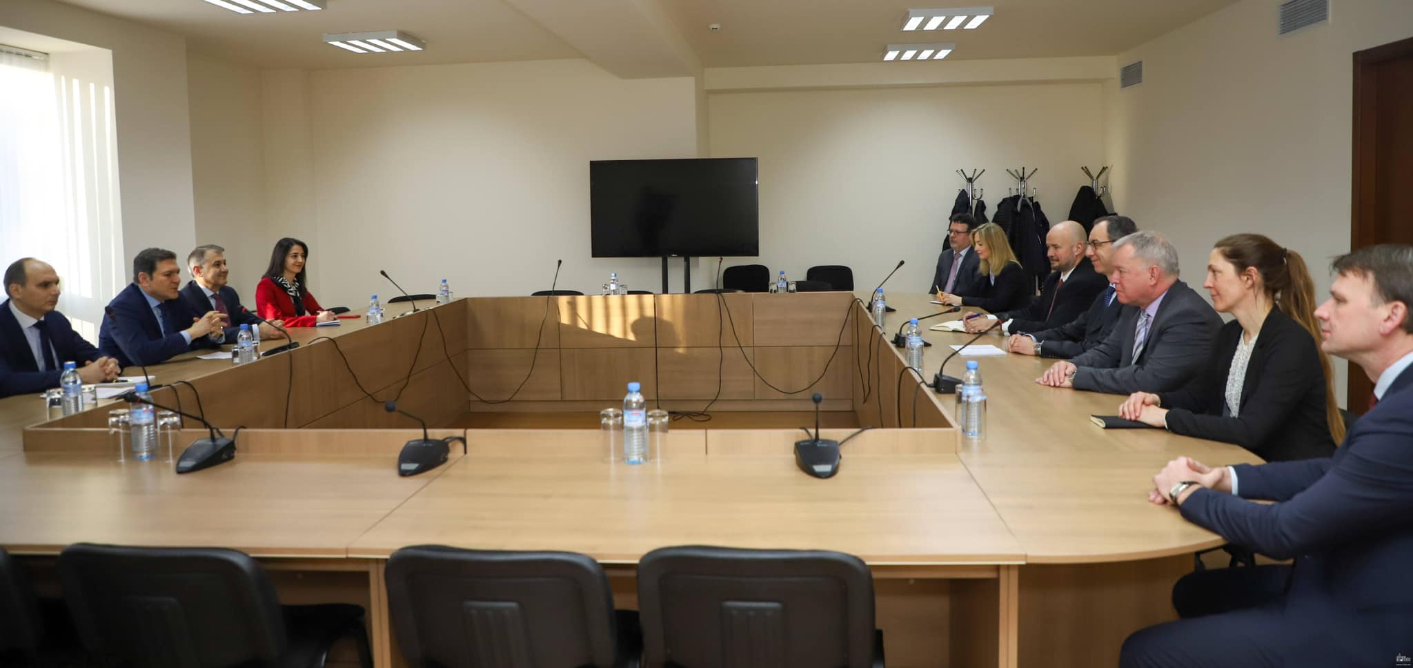 ԱԳ փոխնախարարը բարձր է գնահատել Հայաստանում ԵՄ երկարաժամկետ քաղաքացիական առաքելության տեղակայման մասին որոշումը