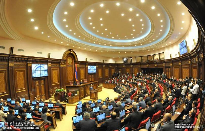 ԱԺ  աշխատանքները շարունակվում են․ ուղիղ հեռարձակում
