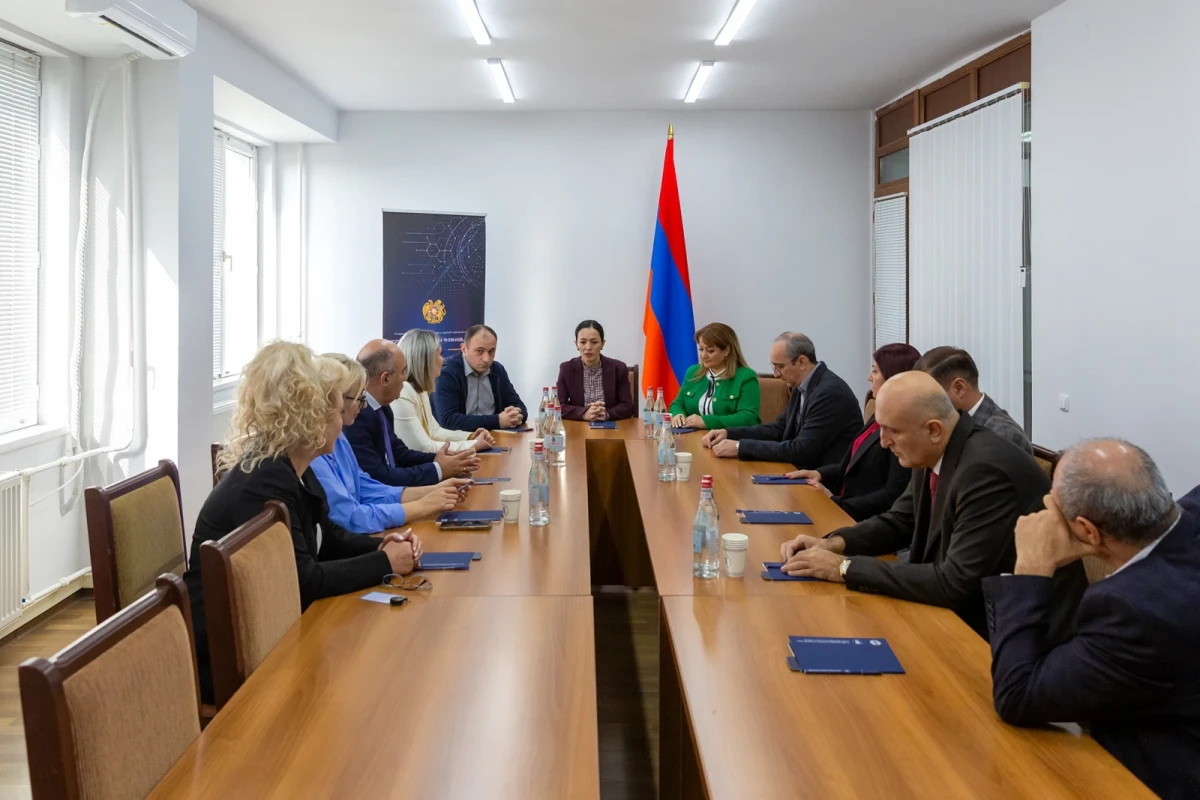 ԿԳՄՍ նախարարը ներկայացրել է Բարձրագույն կրթության և գիտության կոմիտեի նախագահի տեղակալ Լիլիթ Մկրտչյանին