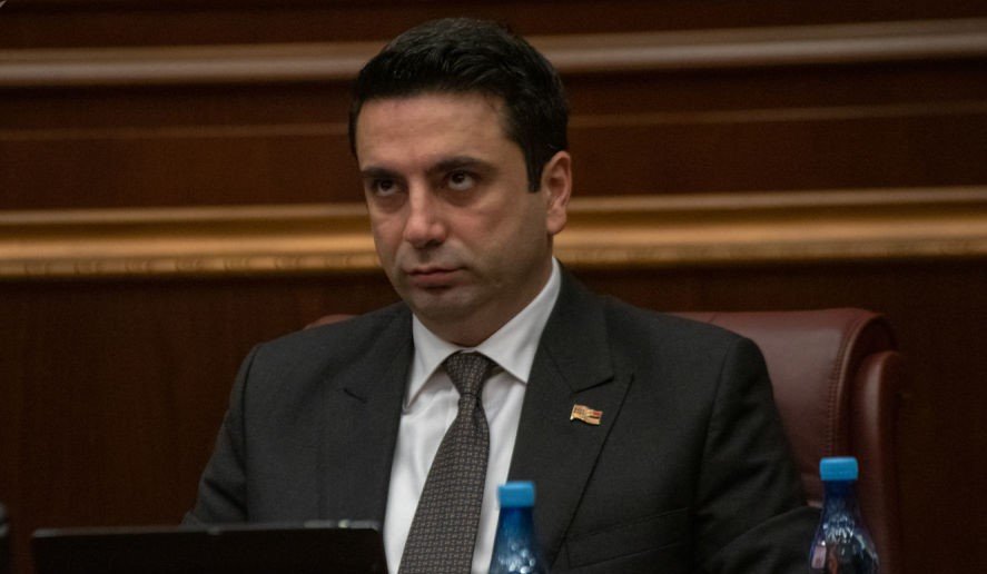 Հրայր Թովմասյանը չպետք է զբաղեցնի ՍԴ նախագահի պաշտոնը․ Ալեն Սիմոնյան