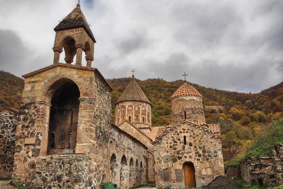 Դադիվանքի զանգերը քիչ առաջ հետ են վերատեղադրվել. Նազելի Բաղդասարյան