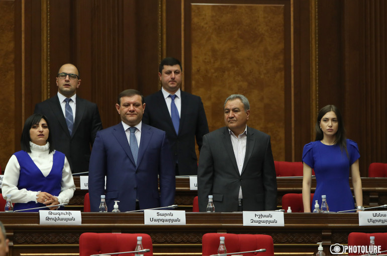 «Պատիվ ունեմ» խմբակցությունը հրաժարվել է պարգևավճարները ստանալուց. այն կուղղվի պատերազմի մասնակիցների խնդիրների լուծմանը