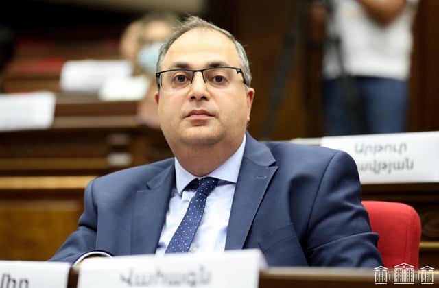 ՔՊ–ականները բյուջեի հաշվին շարունակում են իրենց գործուղումները Հայաստանում․ «Հրապարակ»
