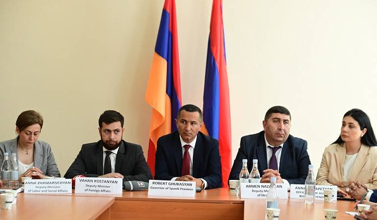 Ակնկալում ենք, որ բոլոր մայրաքաղաքները հանդես կգան համապատասխան հայտարարություններով և գործողություններով. Կոստանյանը՝ դեսպաններին
