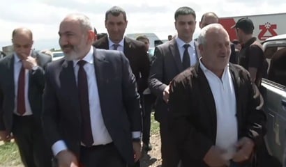 Չնախատեսված կանգառներ ունեցա Նոր Կեսարիա համայնքում. Փաշինյան (տեսանյութ)