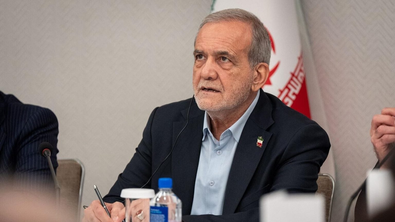 Իրանական էներգակիրների արտահանման ճանապարհին ԱՄՆ-ի ստեղծած խոչընդոտները սպառնում են ողջ համաշխարհային տնտեսությանը․ Փեզեշքիան