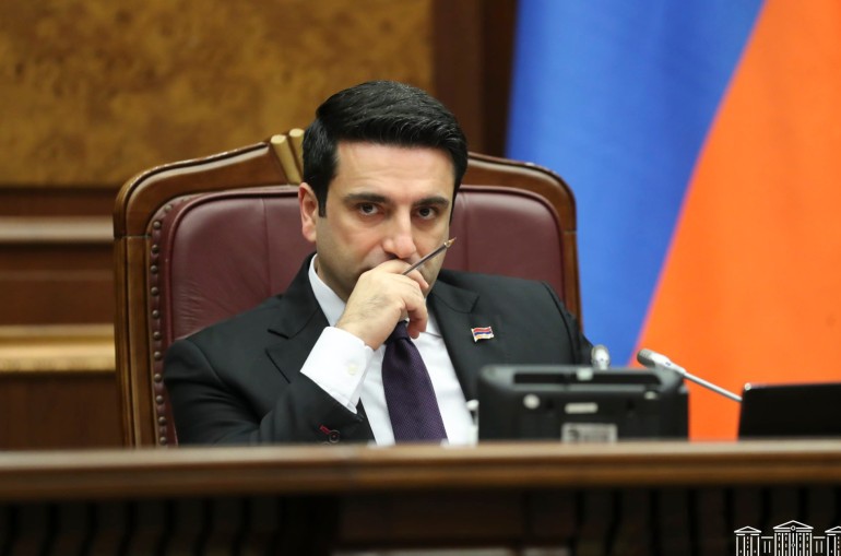Ալեն Սիմոնյանը դատական հայցեր կներկայացնի ԶԼՄ-ների դեմ
