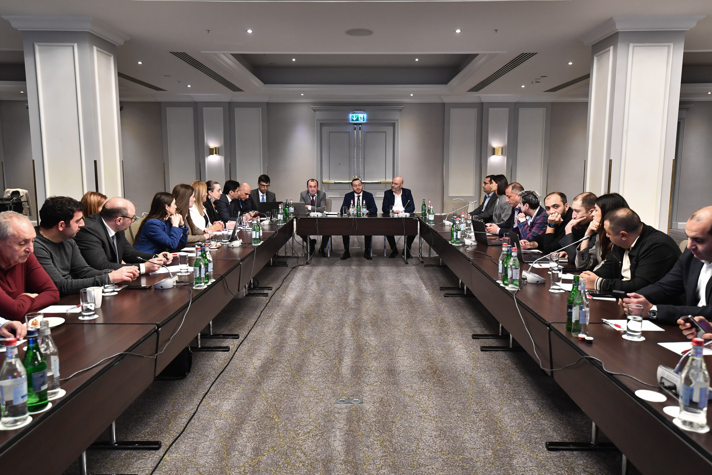 Քննարկում տեխնոլոգիական համայնքի հետ՝ ոլորտի զարգացմանն ուղղված օրենքի նախագծերի շուրջ