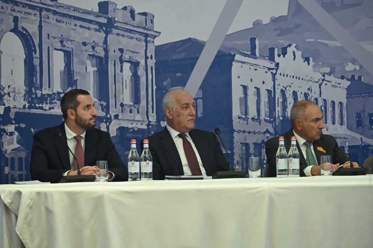 Ամենակարևոր ուղերձը խաղաղության ուղերձն է և ՀՀ պատրաստակամությունը այն իրականություն դարձնելը՝ շնորհիվ հավասարակշռված և հավասարակշռման արտաքին քաղաքականության․ Վահագն Խաչատուրյան