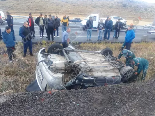 Խոշոր ավտովթար Շիրակի մարզում. Opel-ը գլխիվայր հայտնվել է ջրահեռացման համար փորված փոսում. վիրավորները Չինաստանի քաղաքացիներ են
