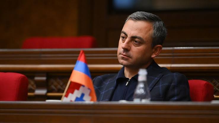 Բաքուն Փաշինյանի միջոցով մեզ կտրում է մեր բարեկամներից, ձևացնելով, թե այլընտրանք է, հետո «կռանթը» փակի. Սաղաթելյան