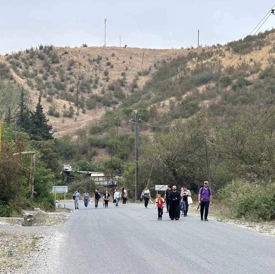 Ուխտագնացություն Մարտակերտում. տոնախմբվեց Սուրբ Կույսի Ծննդյան տոնը