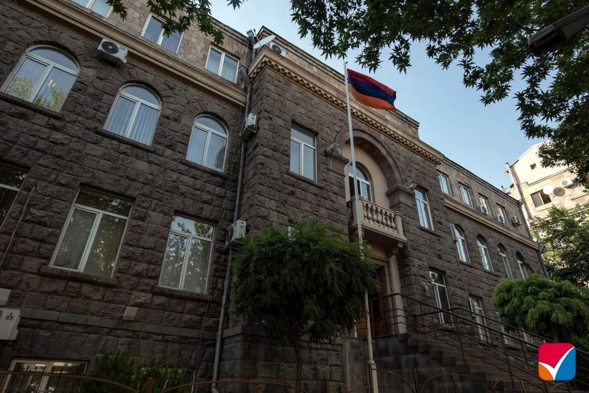 Որոշ ընտրատեղամասերում քվեարկության մեկնարկի ժամանակ ուղիղ հեռարձակումը տեխնիկական պատճառներով խափանված է եղել, ներկայումս վերականգնված է. ԿԸՀ