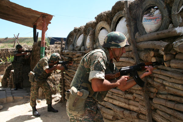 2-րդ բանակային կորպուսի ծառայողները ադրբեջանական զրահատեխնիկա են խոցել