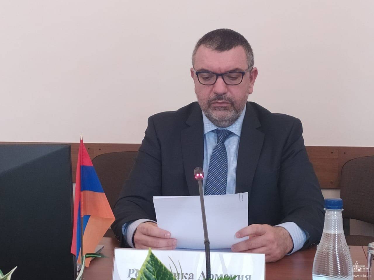Постпред Армении при ОДКБ призвал страны-члены отреагировать на эскалацию на армяно-азербайджанской границе