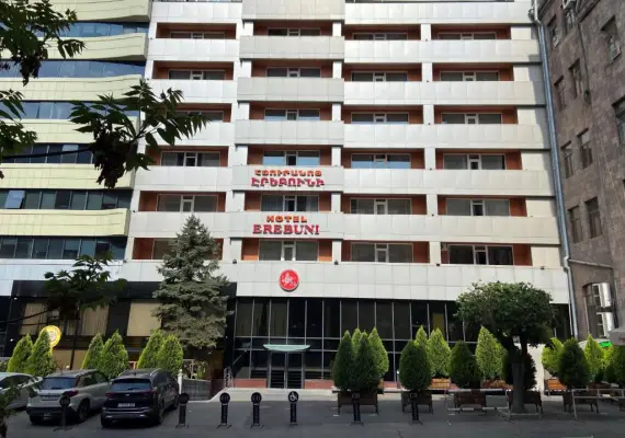 Ողբերգական դեպք Երևանում․ «Էրեբունի» հյուրանոցային համալիրի սենյակներից մեկում հայտնաբերվել է ՌԴ 50-ամյա քաղաքացու դի