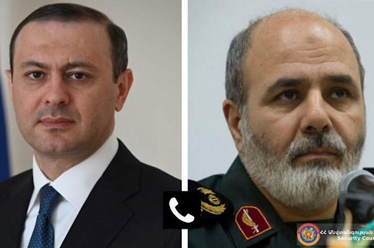 Состоялся телефонный разговор секретаря Совета безопасности и секретаря Высшего совета национальной безопасности Ирана