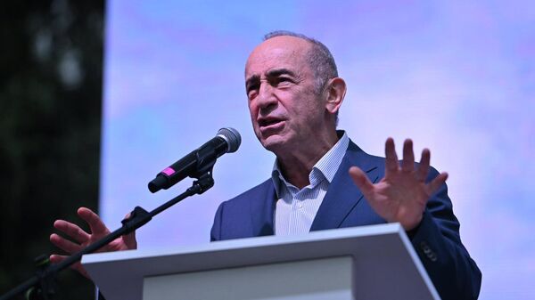 Փաշինյանը դատվել է այդ քրեական գործով որպես զանգվածային անկարգություններ հրահրnղ և կազմակերպող անձ․ Քոչարյանը՝ «Մարտի 1»-ի գործի մասին