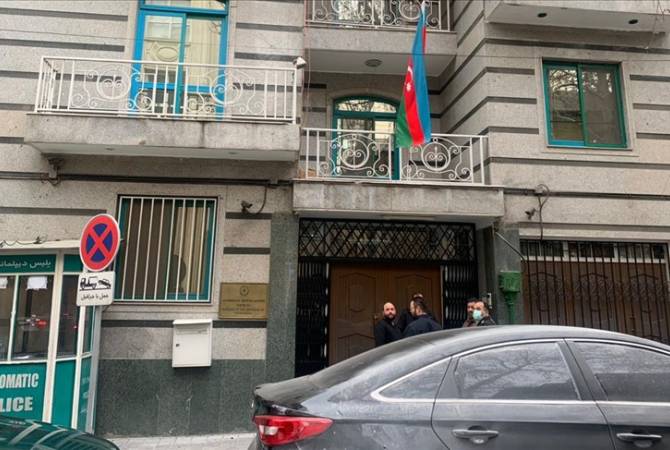 После стрельбы  в посольстве Азербайджана в Иране сотрудники дипмиссии покидают Тегеран