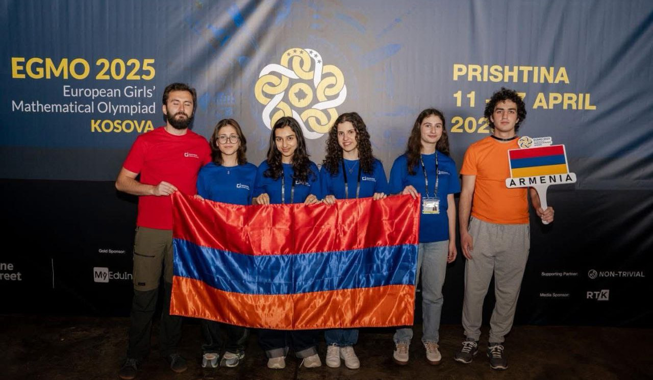 4 բրոնզե մեդալ՝ Եվրոպայի աղջիկների մաթեմատիկայի 14-րդ օլիմպիադայում