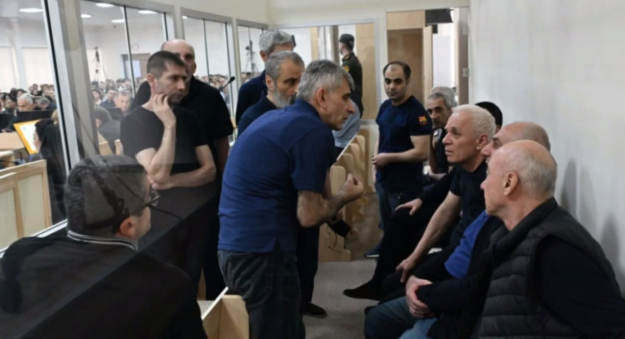 Բաքվում շարունակվում է Արցախի ղեկավարների շինծու գործերով կեղծ դատավարությունը