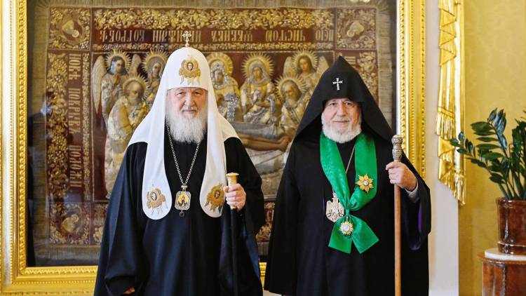 Пасхальные поздравления направил Святейший Патриарх Московский и всея Руси Кирилл главам инославных Церквей, празднующих Светлое Христово Воскресение