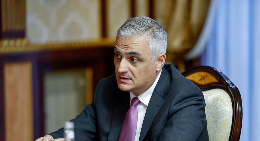 Григорян: Армения готова подписать мирный договор с Азербайджаном хоть сейчас