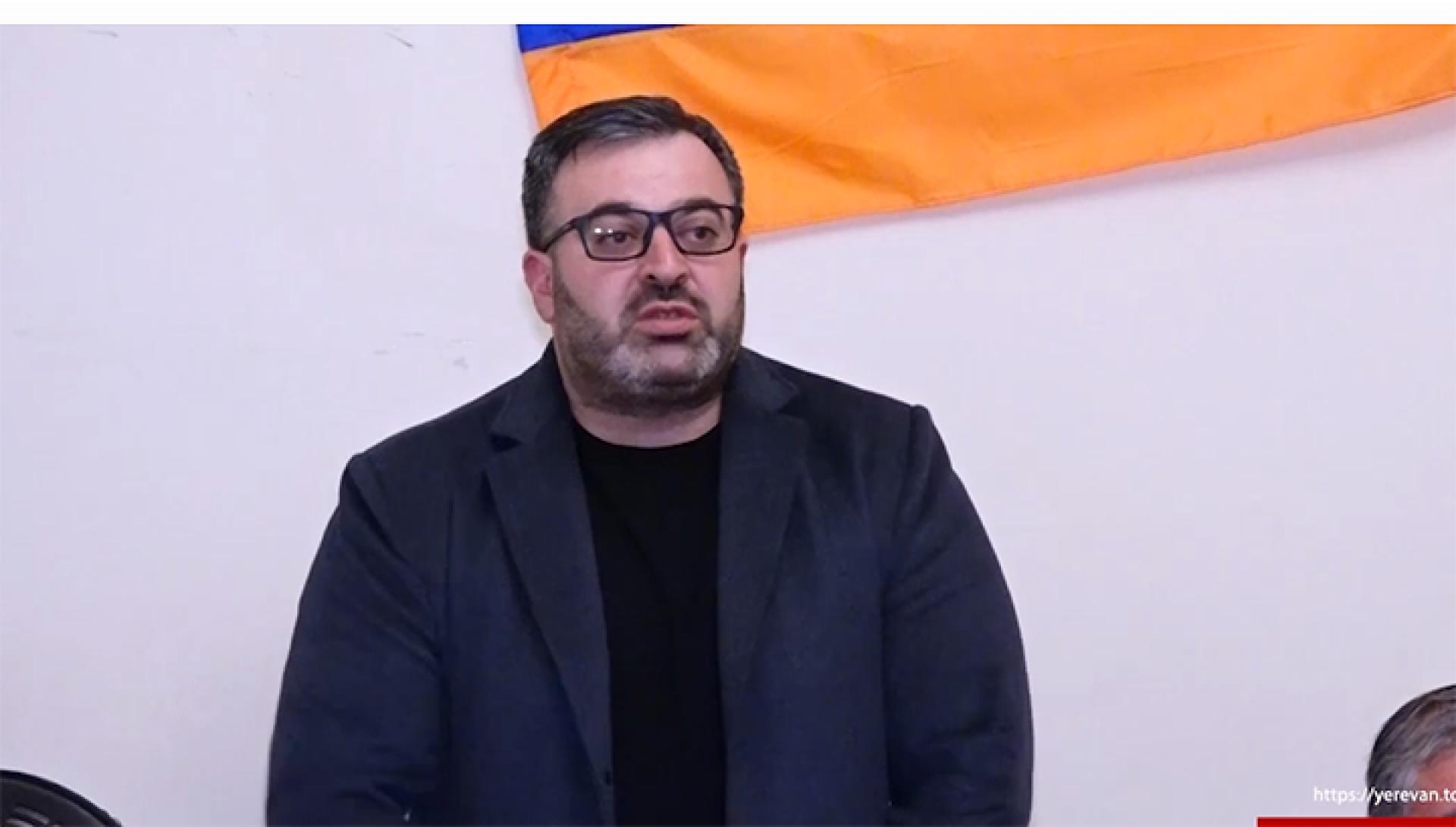 Երեկվա դեպքերից հետո մեր թիվը կրկնապատկվեց, եռապատկվեց, վախեցող չկա, մեր կողքի մարդիկ պայքարող են. Գառնիկ Դանիելյան
