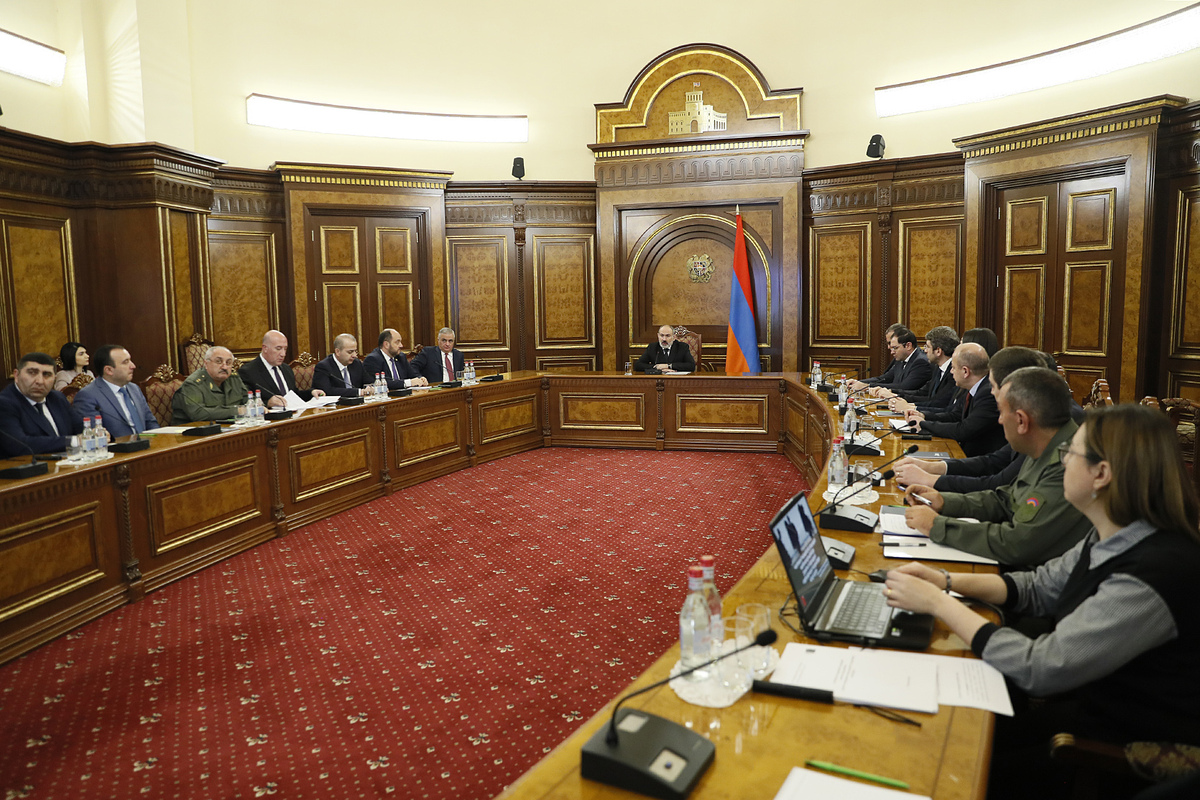 Վարչապետի մոտ քննարկվել են վարժական հավաքների մասնակիցների շրջանում անցկացված հարցումների արդյունքները