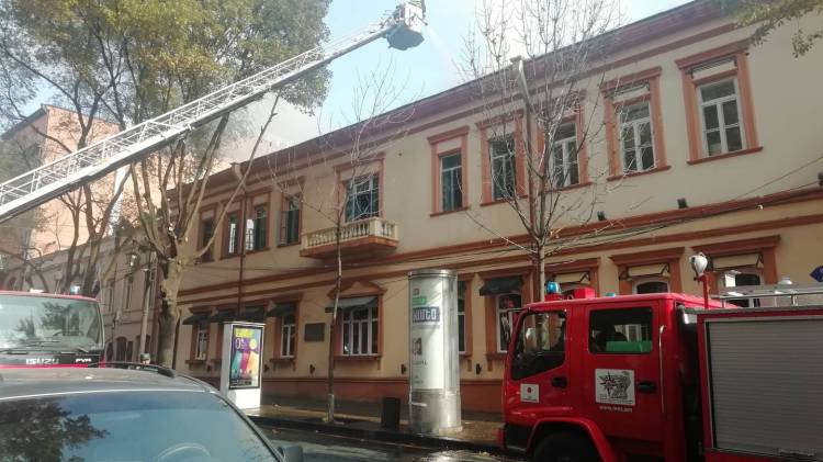 Փրկարար ծառայության տնօրենը մարդկային գործոն է տեսնում «Դոլմամա»-ի տանիքում բռնկված հրդեհում