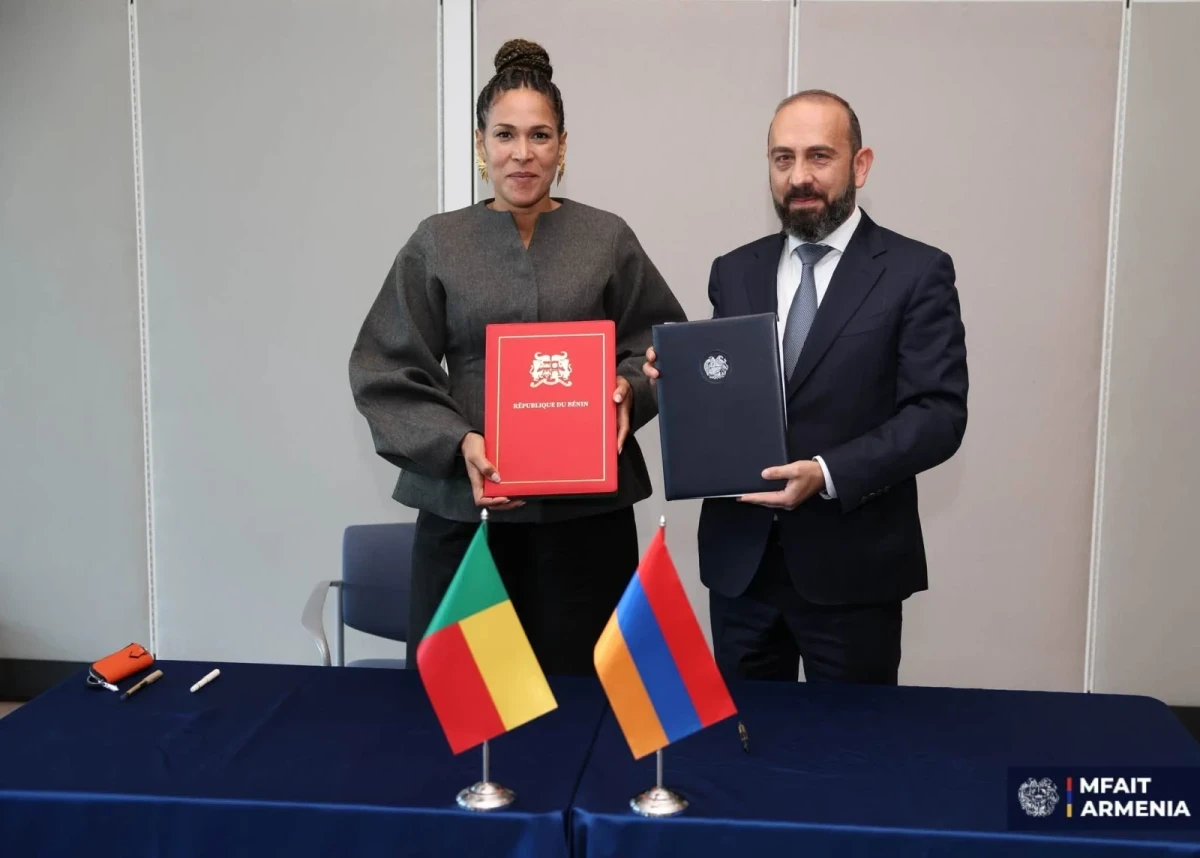 Միրզոյանը ու Բենինի ԱԳ նախարարը երկու համաձայնագիր են ստորագրել
