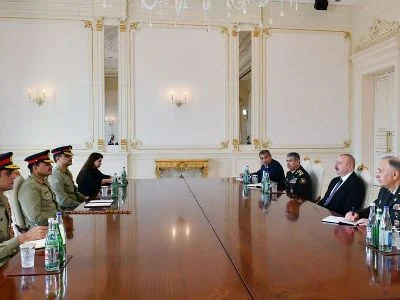 Алиев принял командующего Сухопутными войсками ВС Пакистана