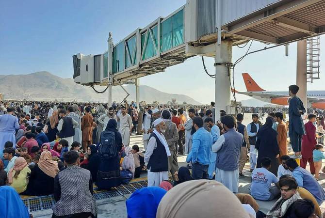 Քաբուլի օդանավակայանում հրմշտոցի ու հրաձգության հետևանքով 12 մարդ է զոհվել