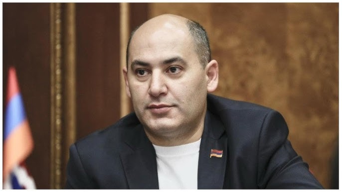 Մարտուն Գրիգորյանը չորս անգամ խմբագրել է իր ֆեյսբուքյան գրառումը