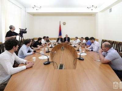 Արմեն Խաչատրյանն ու Սիսակ Գաբրիելյանը հանդիպել են Գորիսի տարածքային մանկապատանեկան մարզադպրոցի սաների հետ