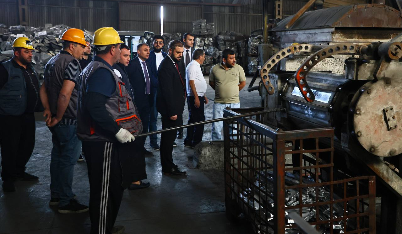 Պապոյանն այցելել է մետաղական ջարդոնների հավաքագրմամբ ընկերություն