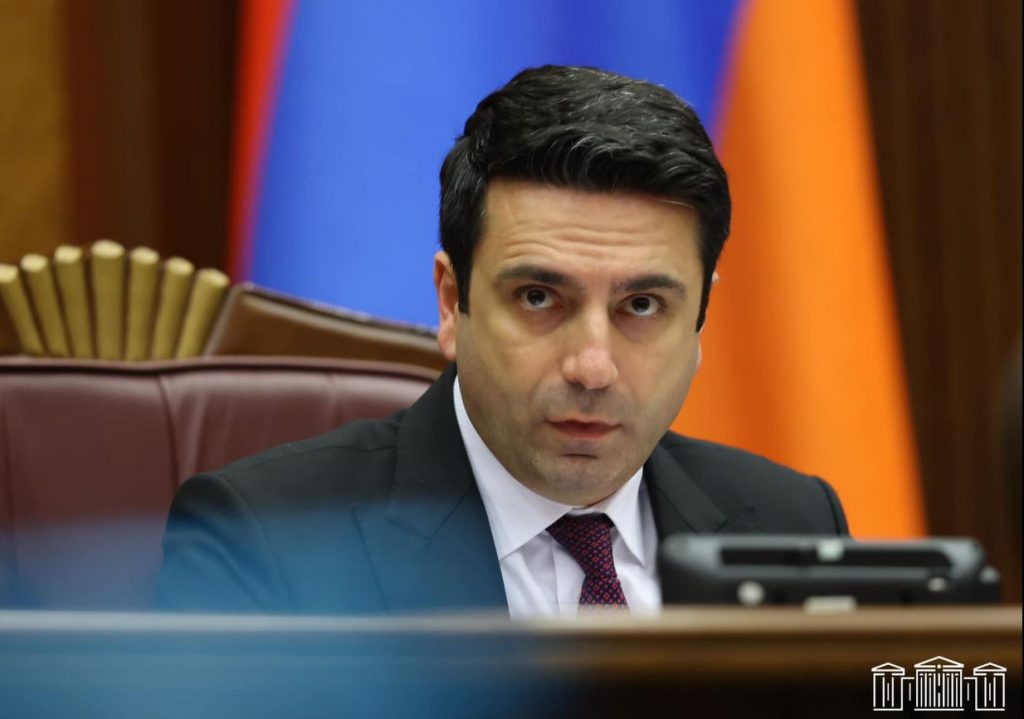 Ալեն Սիմոնյանը հայտնել է, որ իրեն սպառնացել են. նա դիմել է իրավապահներին