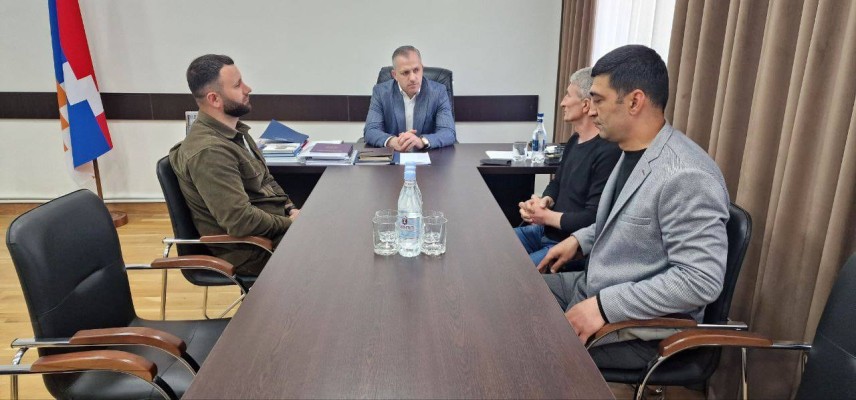 Հանդիպել են Արցախցիների իրավունքների պաշտպանության խորհրդի անդամներն ու Սամվել Շահրամանյանը