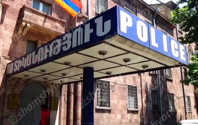 Շենգավիթի համայնքային ոստիկանները վնասազերծել են ՏՏ տեսակի ատրճանակով զինված՝ ծեծկռտուքի վայրից փախուստի դիմած երիտասարդին