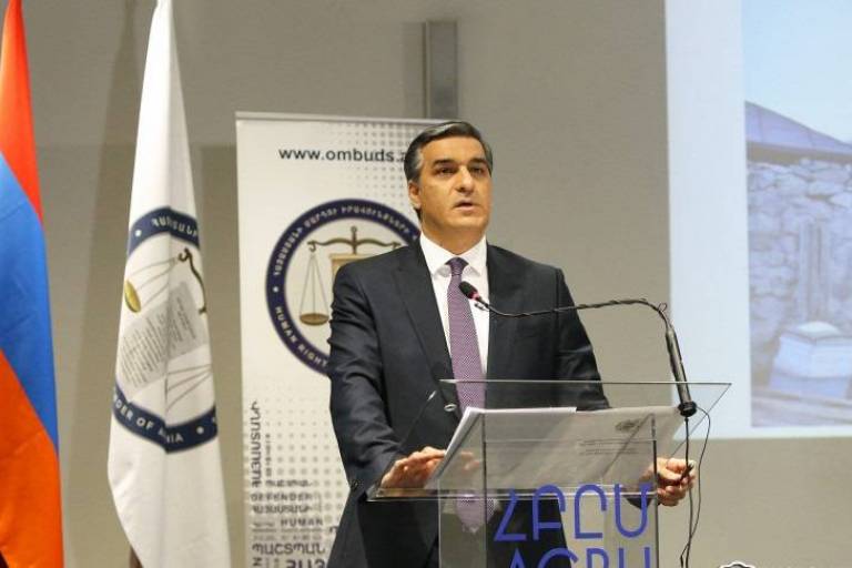 Երեխաների լուսանկարները սոցցանցերում հրապարակելիս ցուցաբերե՛ք առավելագույն զգուշություն․ ՄԻՊ