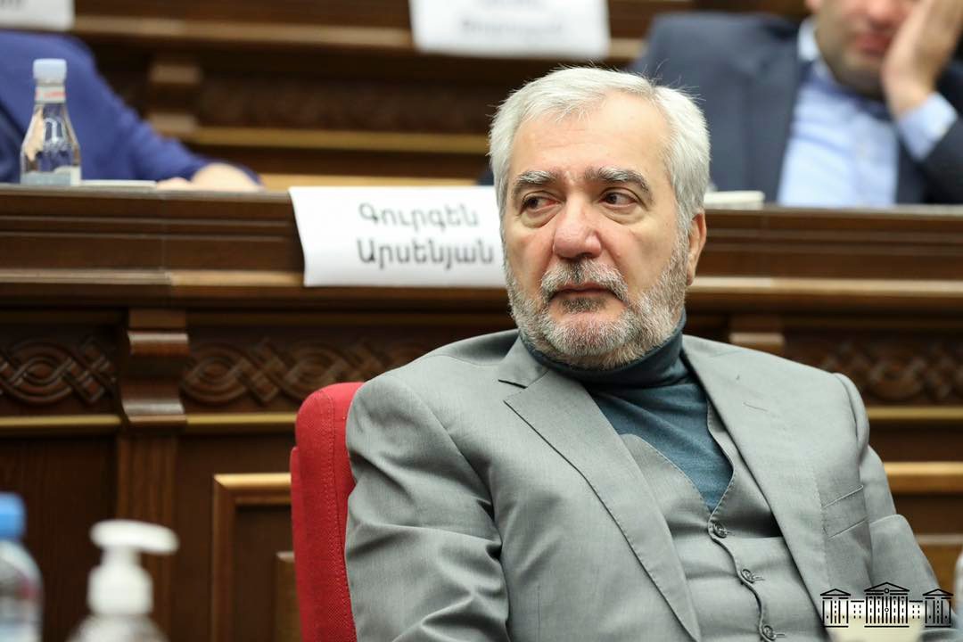 Անդրանիկ Քոչարյանը չի հաշտվում նոր կարգավիճակի հետ․ «Ժողովուրդ»