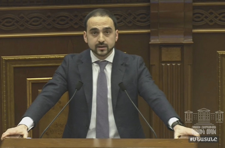 Վարակը տարածվում է, ովքեր ունեն հնարավորություն երեխաներին չտանել նախակրթարան, պետք է չտանեն. Ավինյանը խոսեց նաև հեռավար աշխատանքի մասին