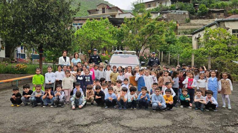 Սյունիք մարզում պարեկները երեխաների համար իրազեկիչ միջոցառում են իրականացրել
