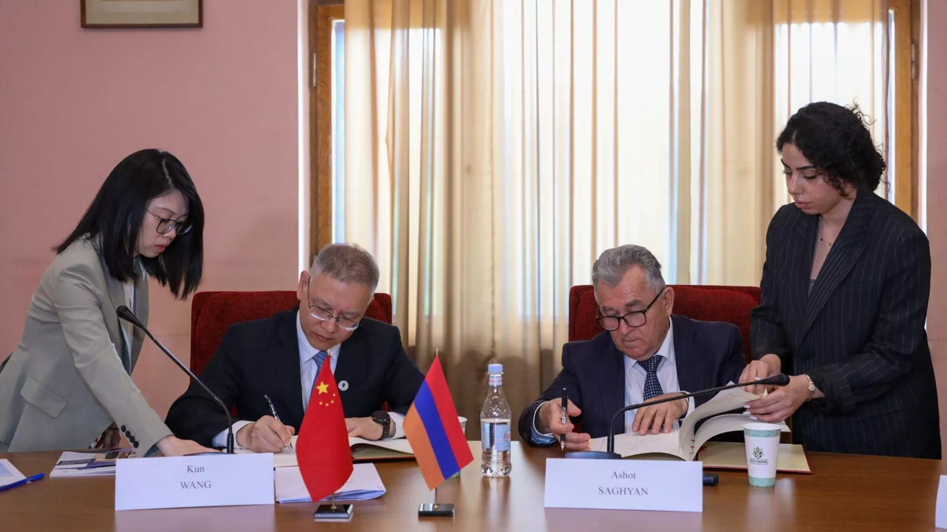 Հայաստանում Չինաստանի աջակցությամբ սեյսմիկ կայանների ցանց է բացվել