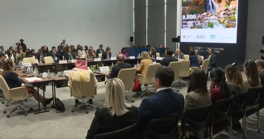 Փաշինյանը մասնակցել է «Բնության պահպանությունը՝ հանուն խաղաղության» թեմայով կլոր սեղան-քննարկմանը (Ուղիղ)