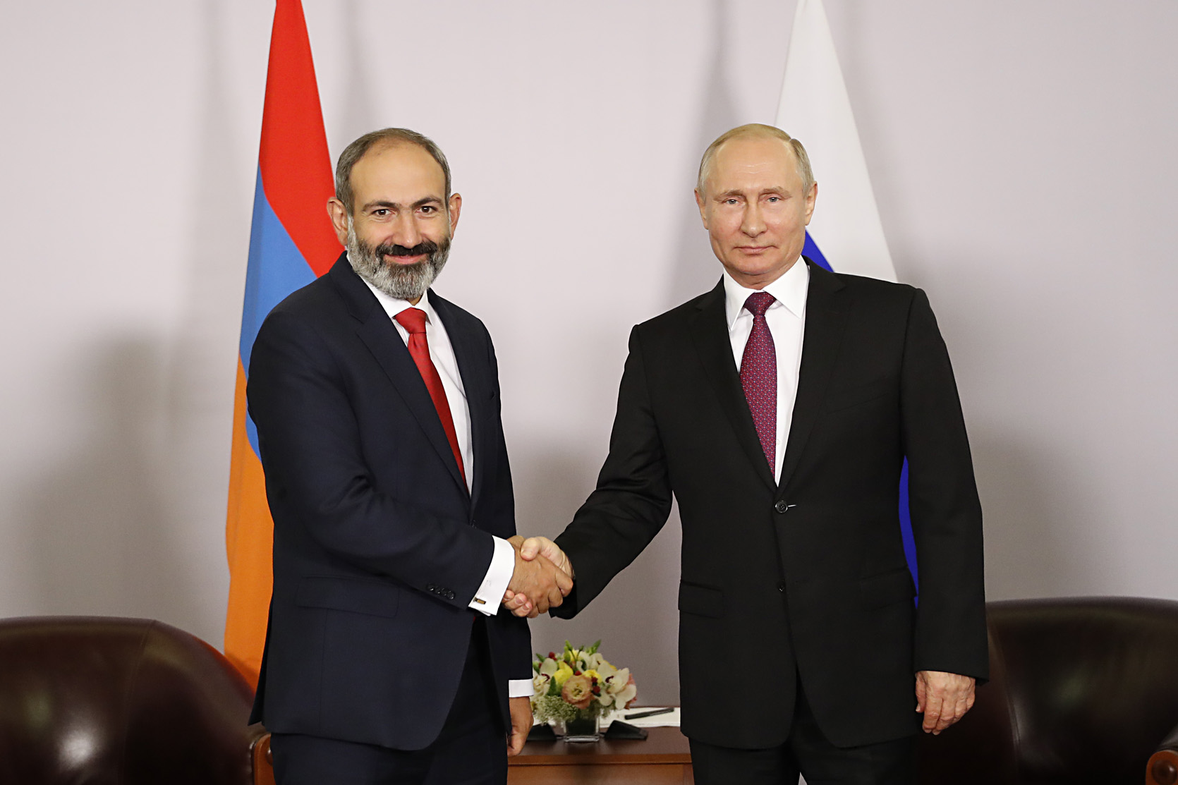 Песков: личный контакт Путина и Пашиняна может состояться в «краткосрочной перспективе»